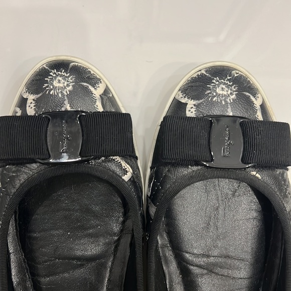 Ferragamo flats - Picture 2 of 6